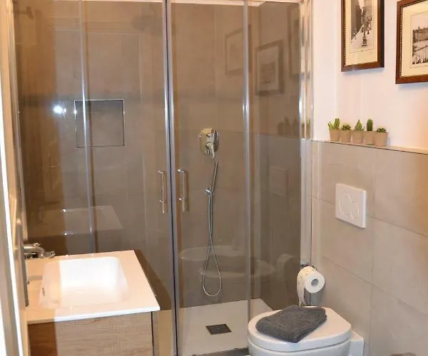 Elegante Luminoso Attico Centralissimo דירה