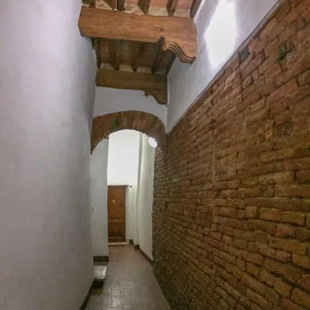 Elegante Luminoso Attico Centralissimo *