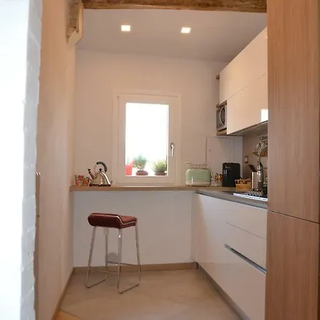 Elegante Luminoso Attico Centralissimo Siena