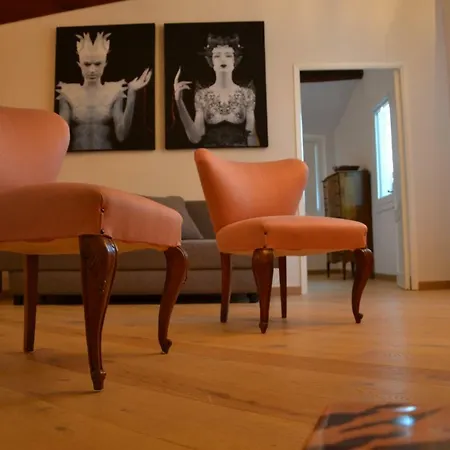 Elegante Luminoso Attico Centralissimo Appartement Sienne